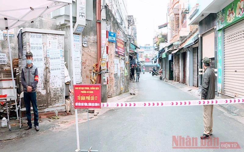 Giãn cách xã hội tại phường Dư Hàng (quận Lê Chân) sẽ được dỡ bỏ từ 24 giờ đêm 8-3.