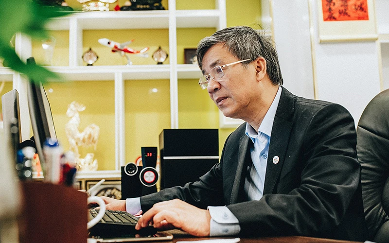 Giáo sư Nguyễn Anh Trí.