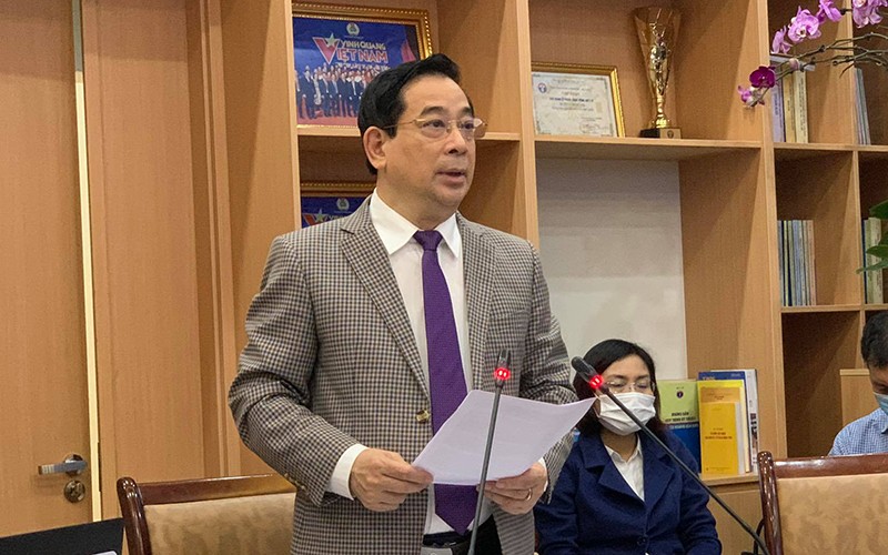 Thầy thuốc nhân dân, PGS, TS Lương Ngọc Khuê phát biểu tại buổi hội thảo.