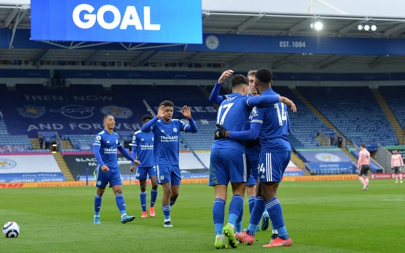 Các cầu thủ Leicester chơi thăng hoa, thắng Sheffield 5-0.