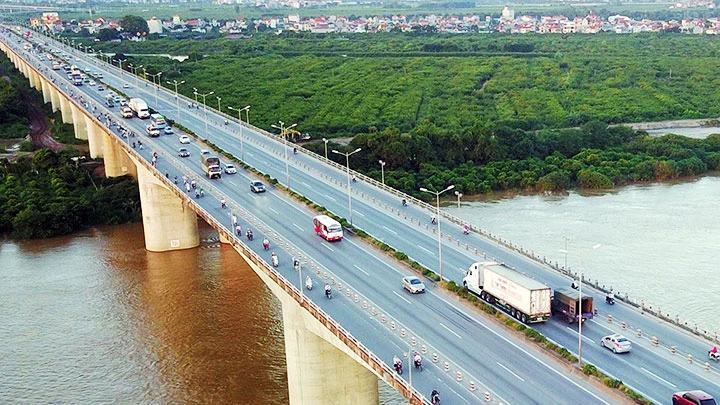 Thay đổi tốc độ tối đa trên cầu Thanh Trì