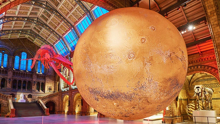 Mô hình sao Hỏa khổng lồ