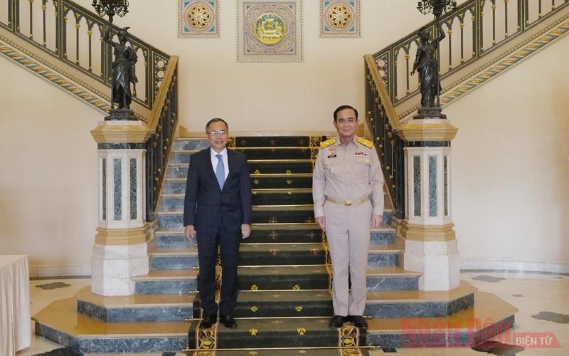 Đại sứ Phan Chí Thành chào xã giao Thủ tướng Thái Lan Prayut Chan-o-cha