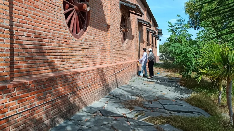 Một công trình xây dựng trái phép của vợ chồng bà Trần Thị Ngọc Nữ tại khu phố Long Sơn, phường Mũi Né trên thửa đất nhà nước bị lấn chiếm. (Ảnh: CTV)