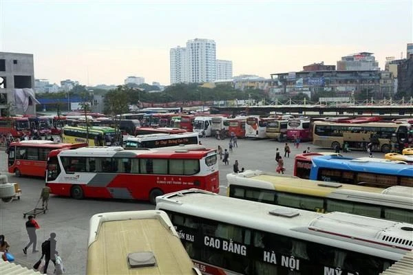 Các bến xe ở Hà Nội sẵn sàng các phương án phục vụ nhu cầu đi lại của người dân dịp nghỉ lễ 30-4, 1-5.