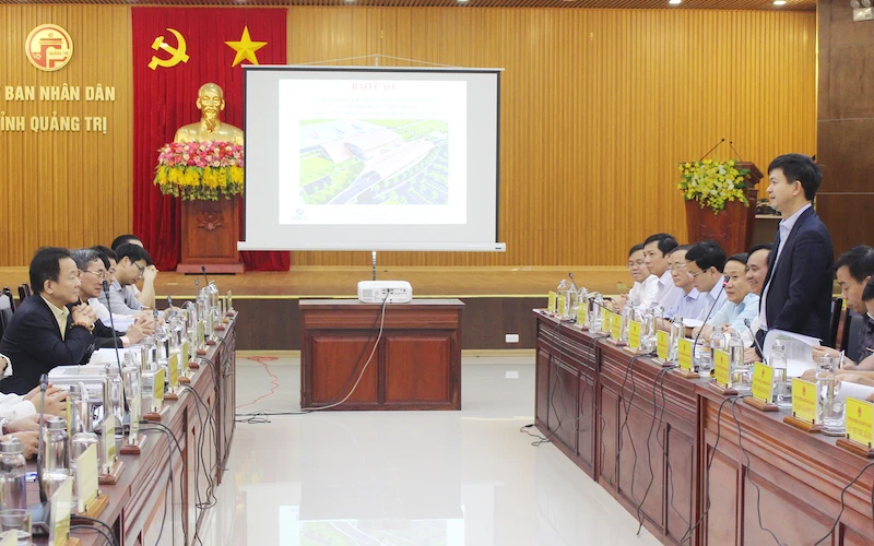 Bí thư Tỉnh ủy Quảng Trị Lê Quang Tùng phát biểu tại buổi làm việc.