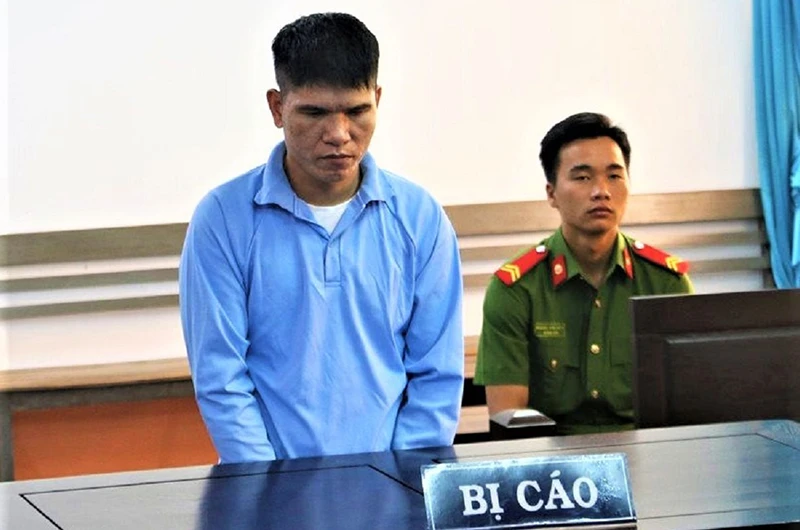 Bị cáo Nguyễn Văn Nghĩa tại phiên tòa.