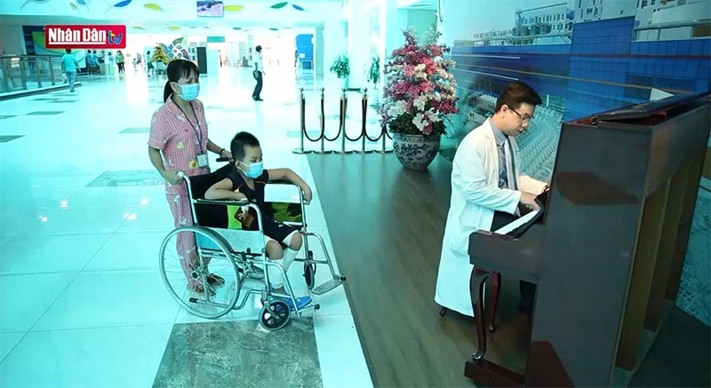 Tiếng dương cầm trong Bệnh viện Nhi Đồng