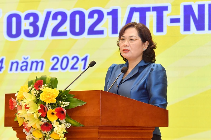Thống đốc NHNN Nguyễn Thị Hồng phát biểu tại Hội nghị.