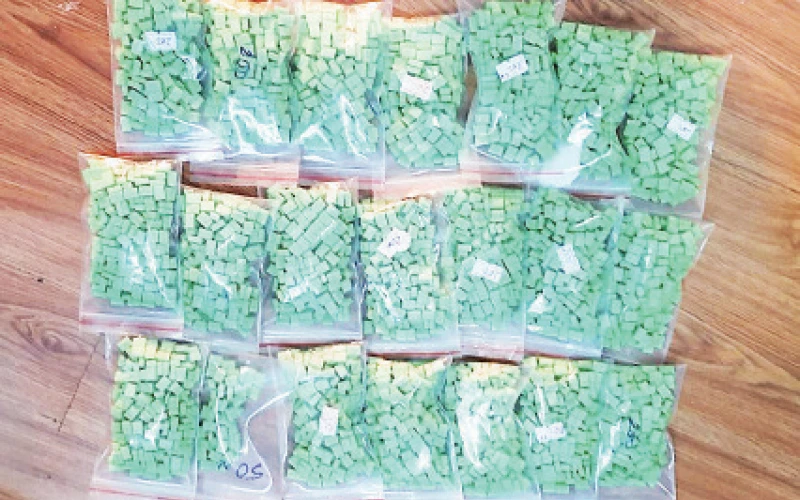 Tang vật là các loại ma túy tổng hợp bị thu giữ trong chuyên án do Bộ Công an và Công an TP Hồ Chí Minh phối hợp triệt phá đầu tháng 4-2021. (Ảnh do cơ quan công an cung cấp)