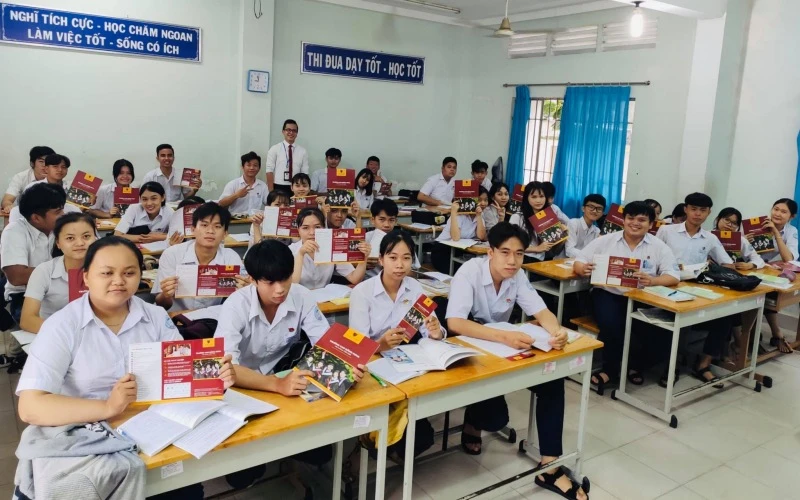 Nhóm ngành Quản trị khách sạn, Quản trị nhà hàng và dịch vụ ăn uống được các em học sinh Trường THPT Nguyễn Thái Bình (Tây Ninh) đặc biệt quan tâm.