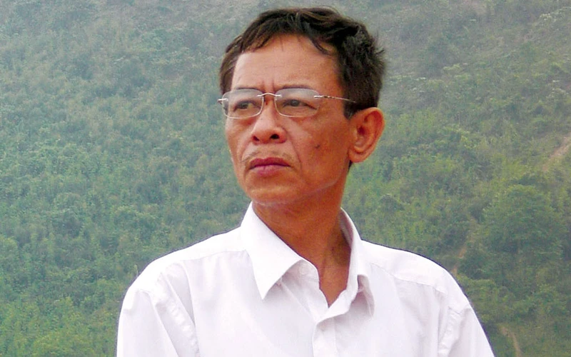 Nhà thơ Hoàng Nhuận Cầm.