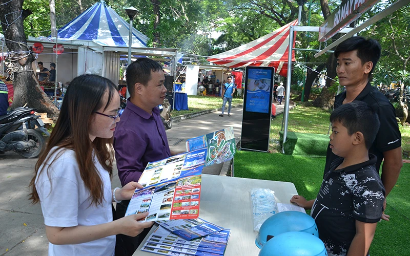Ngày Hội Du lịch TP Hồ Chí Minh lần thứ 16, năm 2020 thu hút đông đảo khách tham quan.