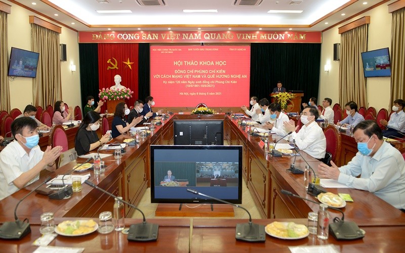 Toàn cảnh hội thảo khoa học “Đồng chí Phùng Chí Kiên với cách mạng Việt Nam và quê hương Nghệ An” tại điểm cầu Hà Nội.