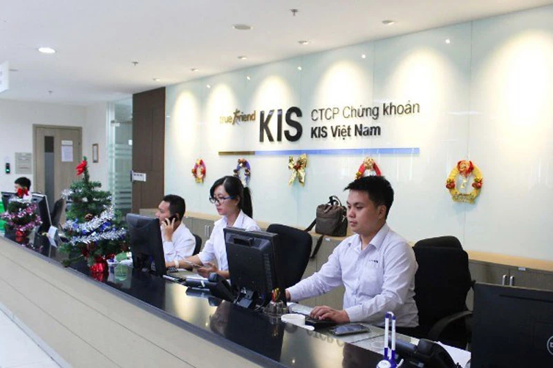 Công ty CP Chứng khoán KIS Việt Nam - Chi nhánh Hà Nội, vừa thay đổi thông tin hoạt động lưu ký.