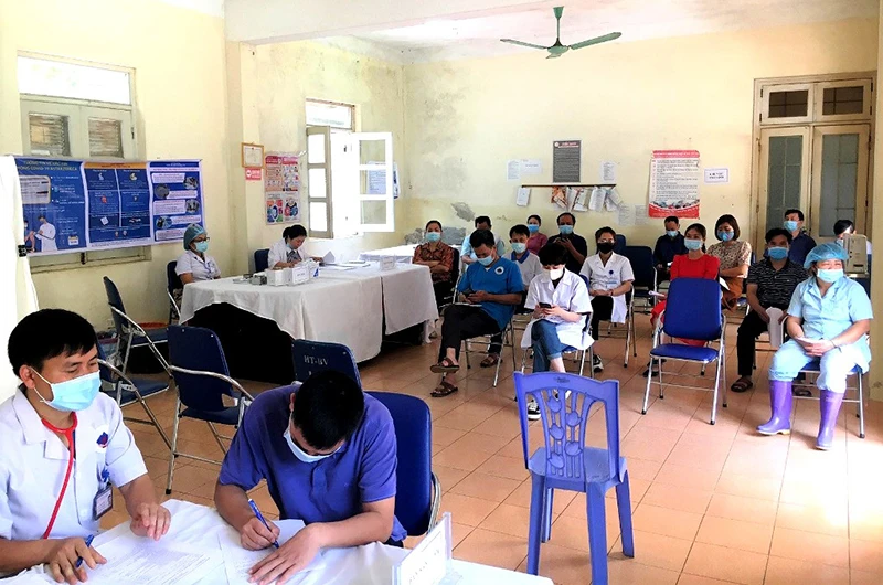 Tiêm vaccine phòng ngừa Covid-19 ở huyện Bắc Hà, tỉnh Lào Cai.