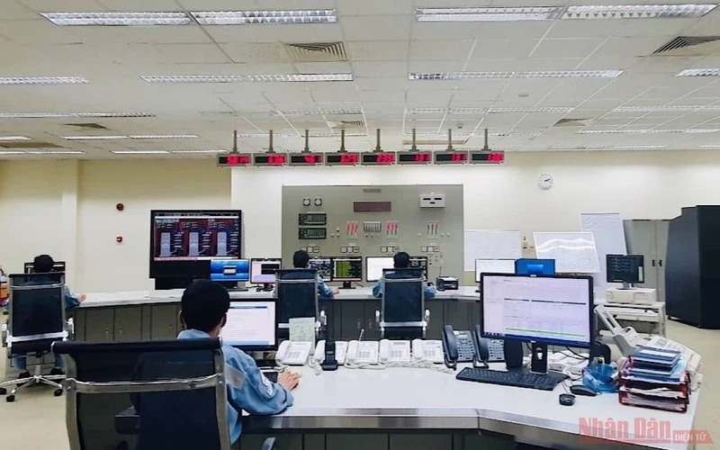 Phòng điều khiển trung tâm Nhà máy điện Phú Mỹ 1