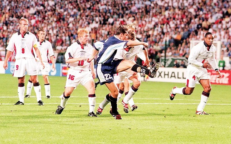 Bàn thắng của Zanetti (22) tại World Cup 1998 lại tình cờ trở thành một giai thoại.
