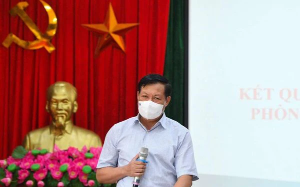 Thứ trưởng Y tế Đỗ Xuân Tuyên phát biểu tại buổi làm việc.