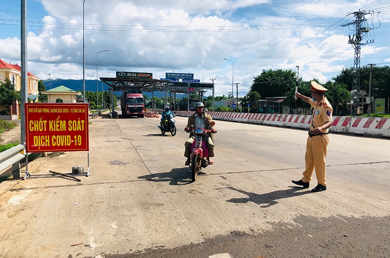 Chốt kiểm soát dịch bệnh Covid-19 tại cầu 110 (huyện Chư Pưh, tỉnh Gia Lai) giáp với Ea H’leo (Đăk Lắk) sẽ được khởi động lại từ 0 giờ ngày 31-5.
