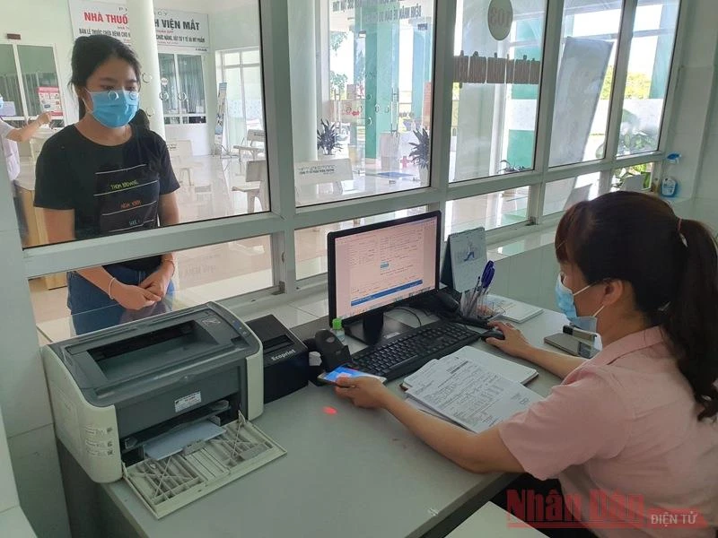 Từ ngày 1-6, được sử dụng ảnh thẻ BHYT trên ứng dụng VssID để khám, chữa bệnh ở TP Hồ Chí Minh.