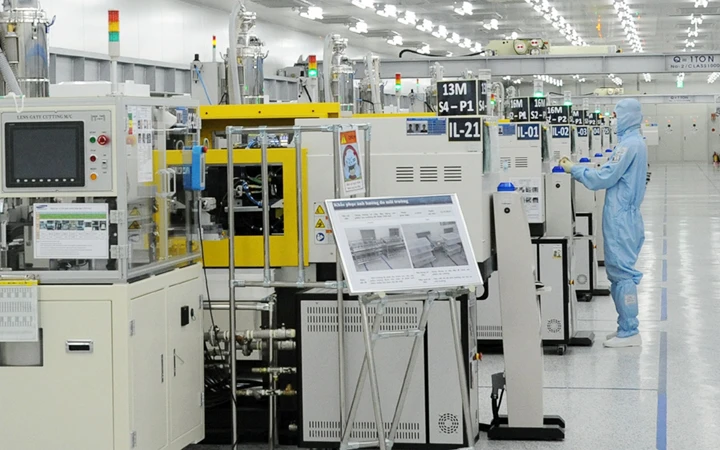 Dây chuyền sản xuất thiết bị điện tử của Samsung tại Việt Nam.