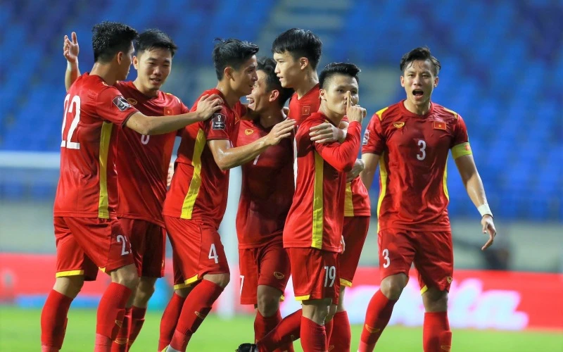 Đội tuyển bóng đá Việt Nam đã có chiến thắng giòn giã với tỷ số 4-0 trước Indonesia.