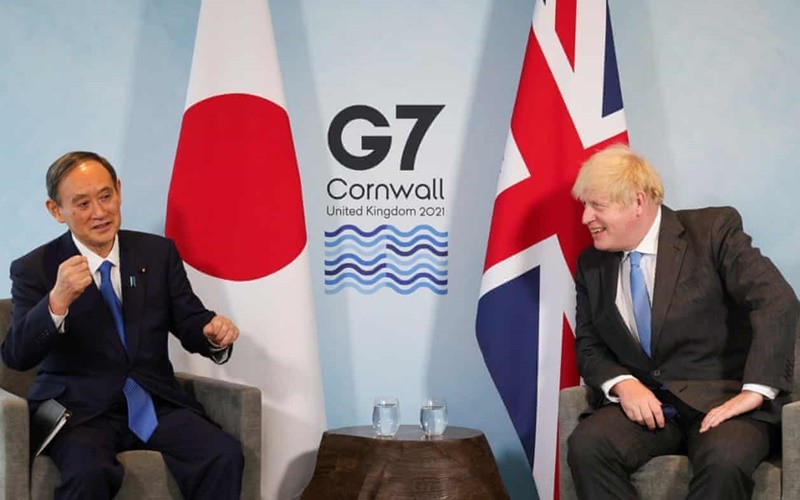 Thủ tướng Anh Johnson hội đàm với người đồng cấp Nhật Bản Suga trước thềm hội nghị cấp cao G7. (Ảnh: Guardian)