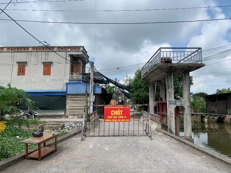 Tổ dân phố Tây Kênh, thị trấn Cổ Lễ, huyện Trực Ninh (Nam Định), nơi đã được dỡ bỏ phong tỏa vừa ghi nhận một ca tái dương tính với SARS-CoV-2 sau khi khỏi bệnh.