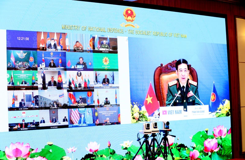 Hội nghị trực tuyến Bộ trưởng Quốc phòng các nước ASEAN mở rộng lần thứ 8. 