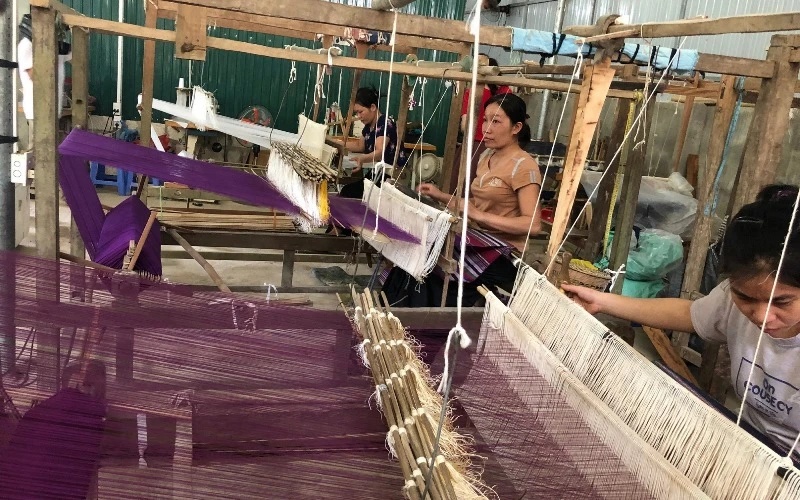 Dự án góp phần phát huy và bảo tồn nghề dệt thủ công truyền thống của đồng bào dân tộc thiểu số tại làng nghề dệt truyền thống, cũng như tạo cơ hội việc làm cho phụ nữ vùng cao.