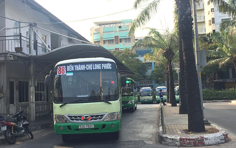 Thành phố Hồ Chí Minh tạm dừng hoạt động xe buýt kể từ ngày 20-6.