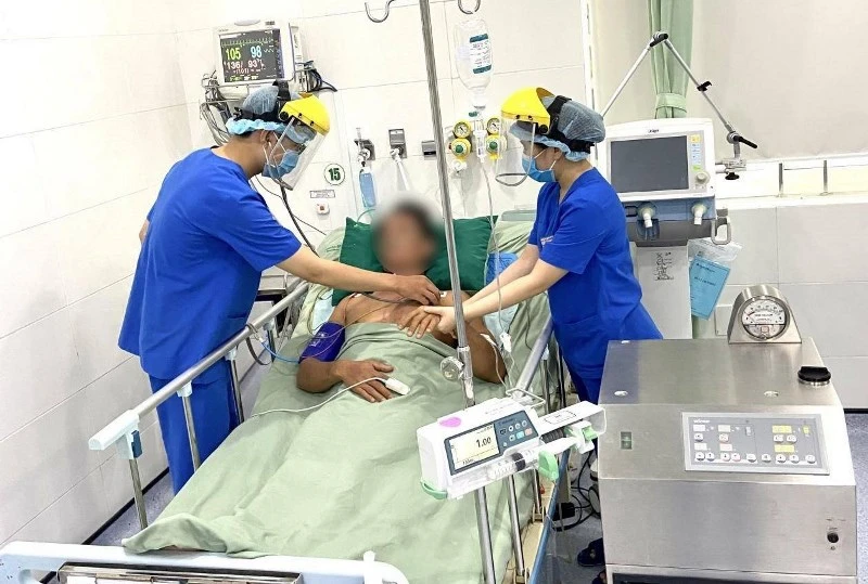Bệnh nhân được cứu sống sau 60 phút ngưng hô hấp hoàn toàn.
