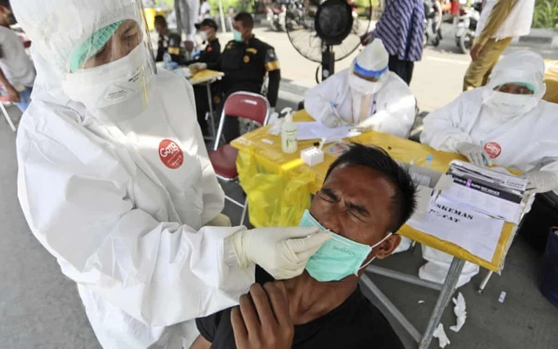 Indonesia đang là nước chịu ảnh hưởng nghiêm trọng nhất bởi dịch bệnh tại Đông Nam Á. (Ảnh: AP)