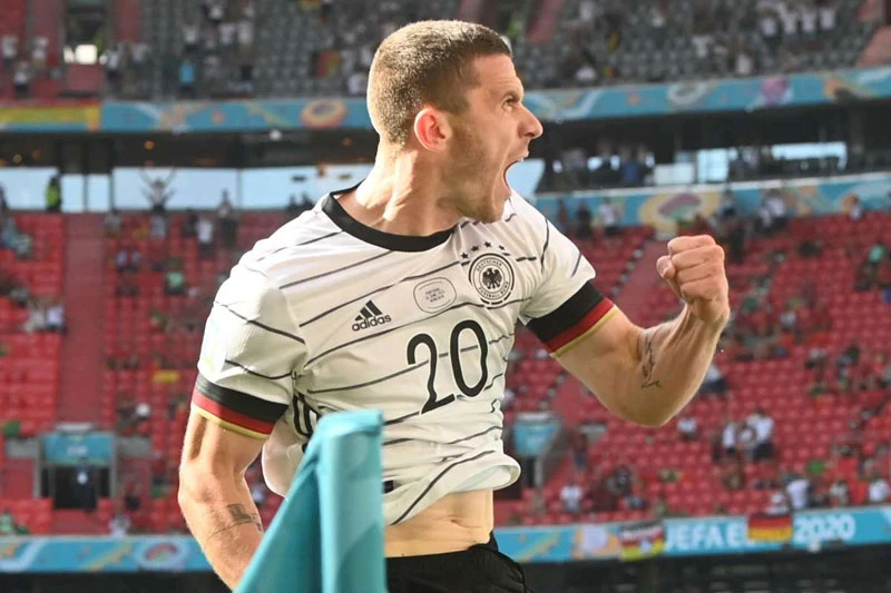 Robin Gosens hiện là cầu thủ xuất sắc nhất của Đức ở Euro 2020. (Ảnh: Goal)