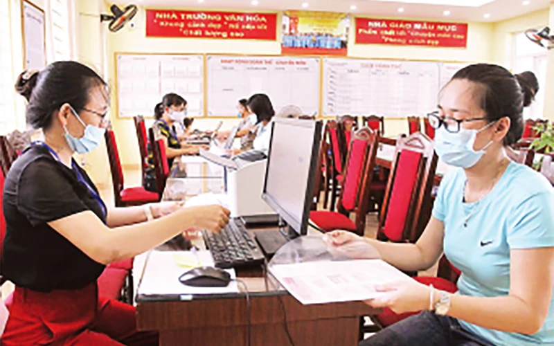 Công tác chuẩn bị cho tuyển sinh đầu cấp được Trường tiểu học Yên Sở (Hoàng Mai) khẩn trương triển khai.