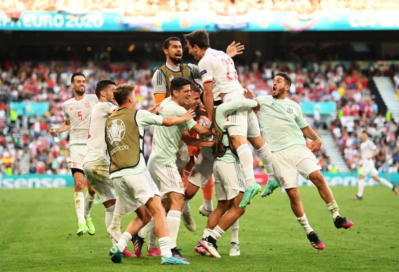 Tây Ban Nha giành chiến thắng xứng đáng với chiều sâu đội hình hơn hẳn Croatia. (Ảnh: UEFA)