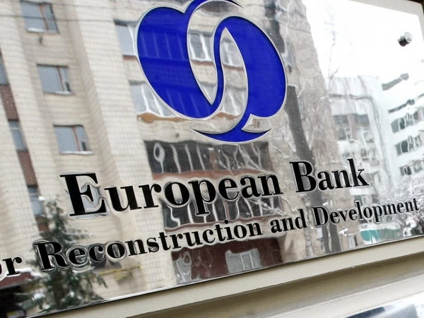 Ngân hàng Tái thiết và Phát triển châu Âu (EBRD).