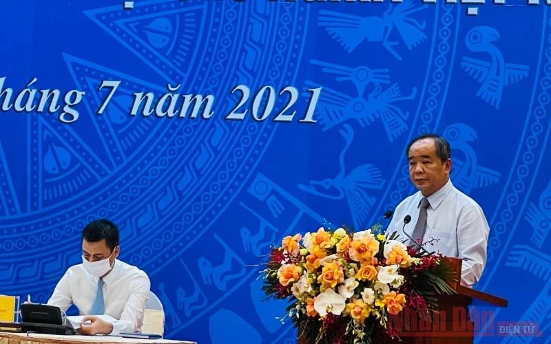 Chủ nhiệm Văn phòng Chủ tịch nước Lê Khánh Hải đọc Quyết định về đặc xá năm 2021.