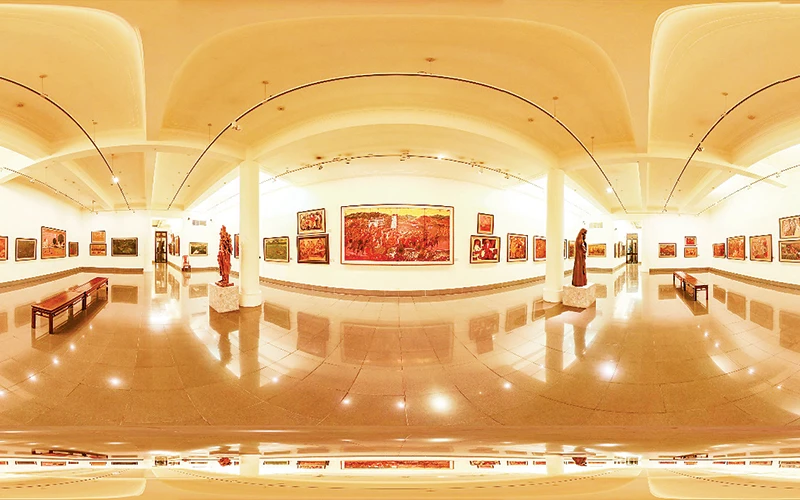 Việc lựa chọn công nghệ thực tế ảo tương tác 3D trong một không gian di sản đã được thực hiện tại một khu phòng trưng bày của Bảo tàng Mỹ thuật Việt Nam.