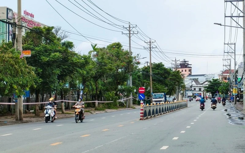 Sa Đéc là thành phố đầu tiên của Đồng Tháp thực hiện giãn cách xã hội theo Chỉ thị 16. (Ảnh: HỮU NGHĨA)