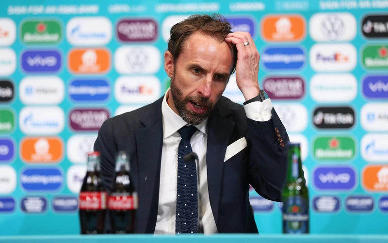 Huấn luyện viên Southgate nhận hết trách nhiệm về mình sau khi tuyển Anh thất bại trên chấm luân lưu trước Italia. (Ảnh: UEFA)
