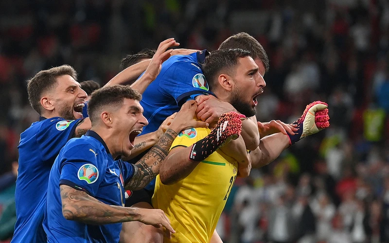 Italia có tới năm cầu thủ góp mặt trong đội hình xuất sắc nhất EURO 2020. (Ảnh: UEFA)