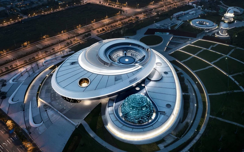 Thiết kế cảm hứng từ thiên văn của Bảo tàng Thiên văn học Thượng Hải nhìn từ trên cao. (Ảnh: CNN)