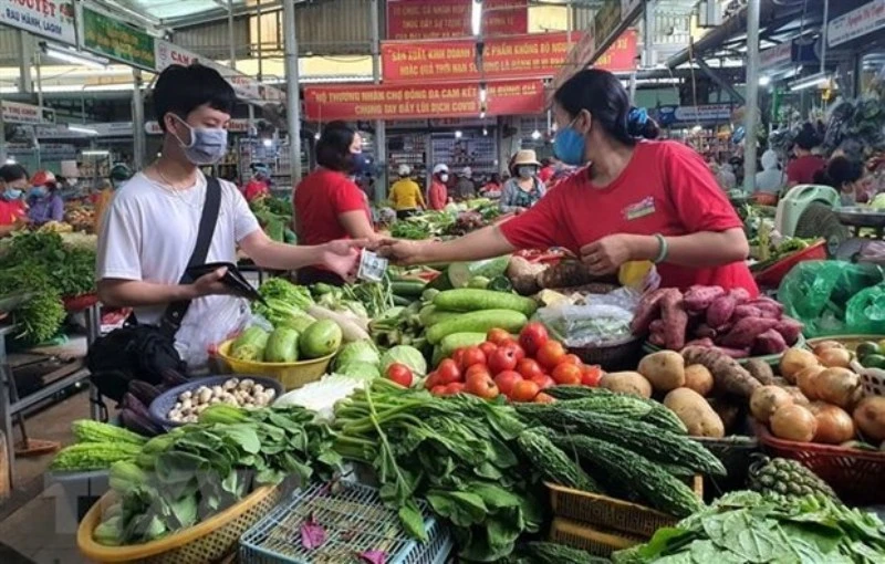 Bảo đảm cung ứng hàng hóa cho các tỉnh phía nam.