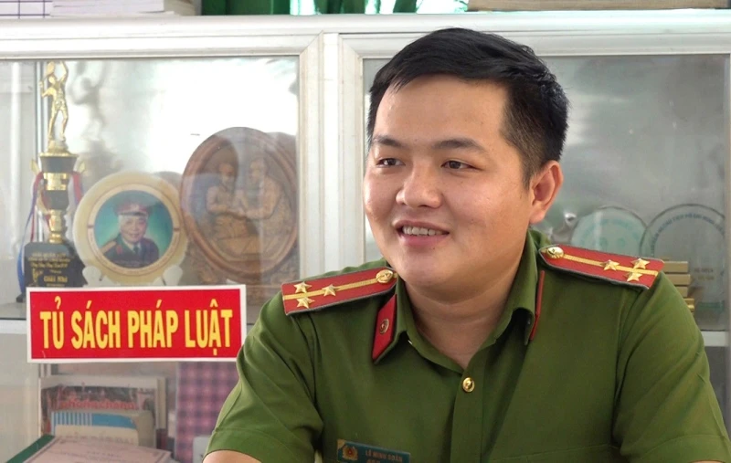 Nụ cười rạng rỡ của Thượng úy Lê Minh Soàn.