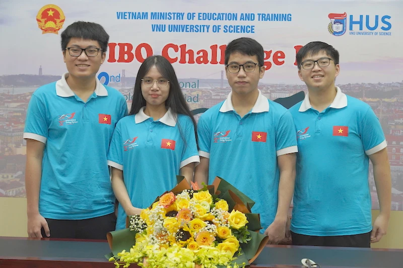 Bốn gương mặt đội tuyển quốc gia Việt Nam dự thi IBO 2021