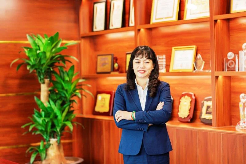 Bà Chu Thị Lan Hương.