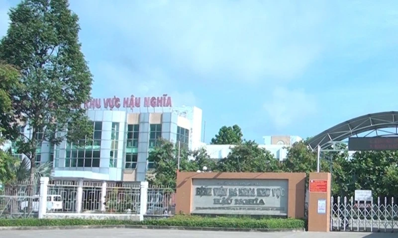 Long An thành lập Bệnh viện hồi sức bệnh nhân Covid-19 tại Bệnh viện Đa khoa khu vực Hậu Nghĩa, huyện Đức Hòa, tỉnh Long An. 
