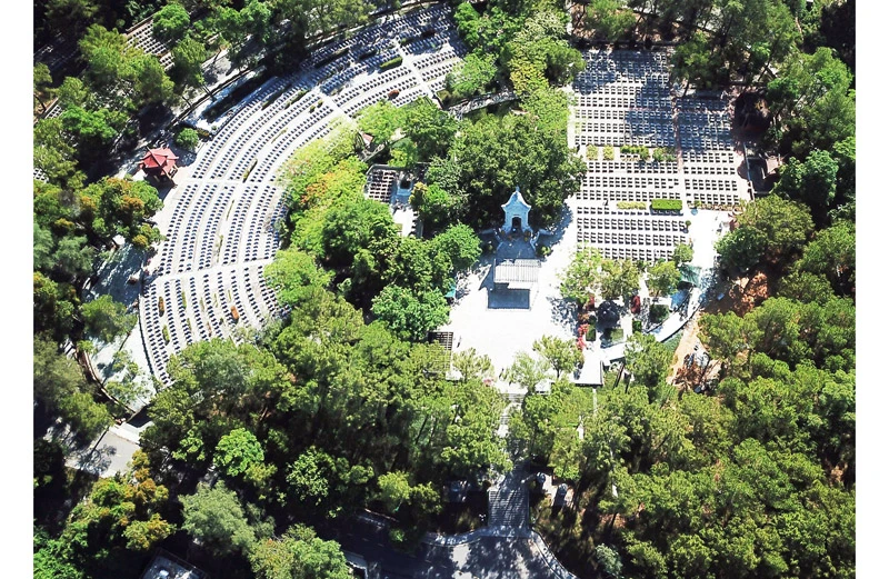Nghĩa trang Liệt sĩ quốc gia Trường Sơn nhìn từ trên cao.